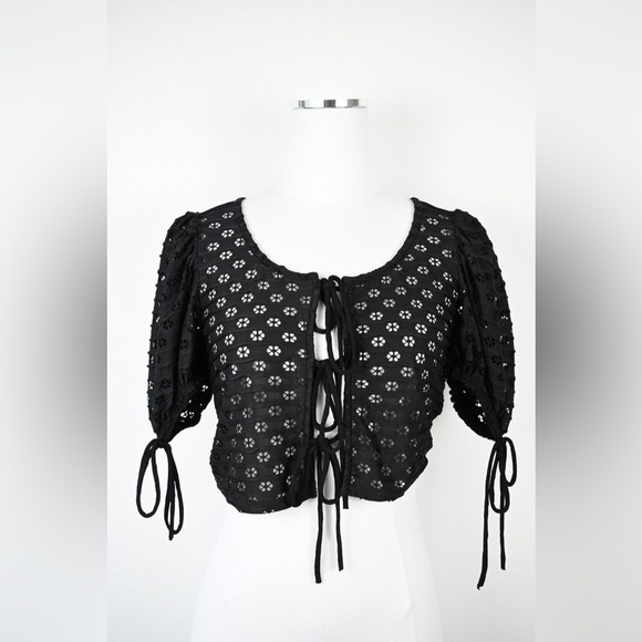 Bishop + Young Floral Cutout Short Sleeve Top NWOT - Picture 5 of 6